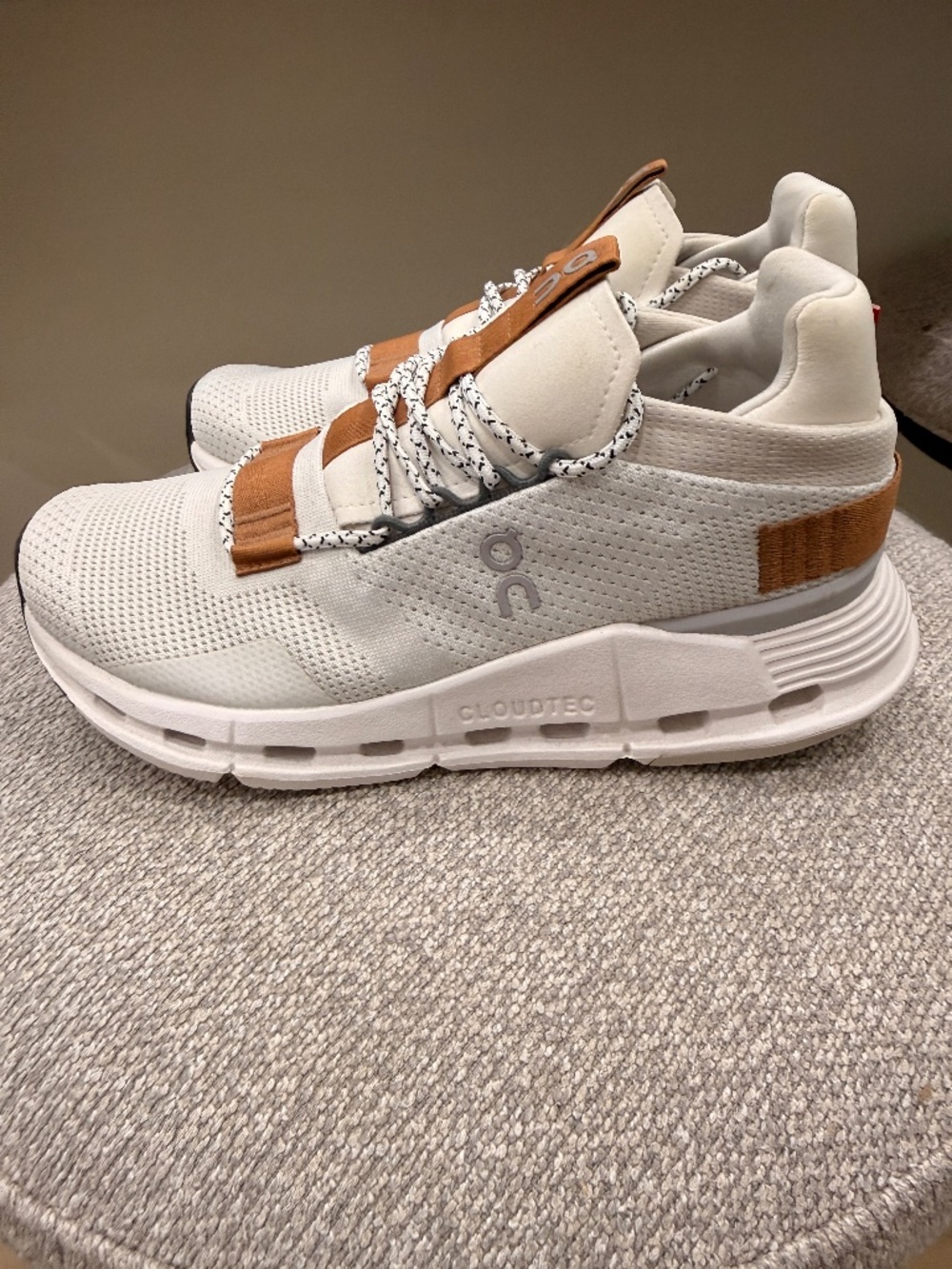 On Cloud Cloudnova White and Brown